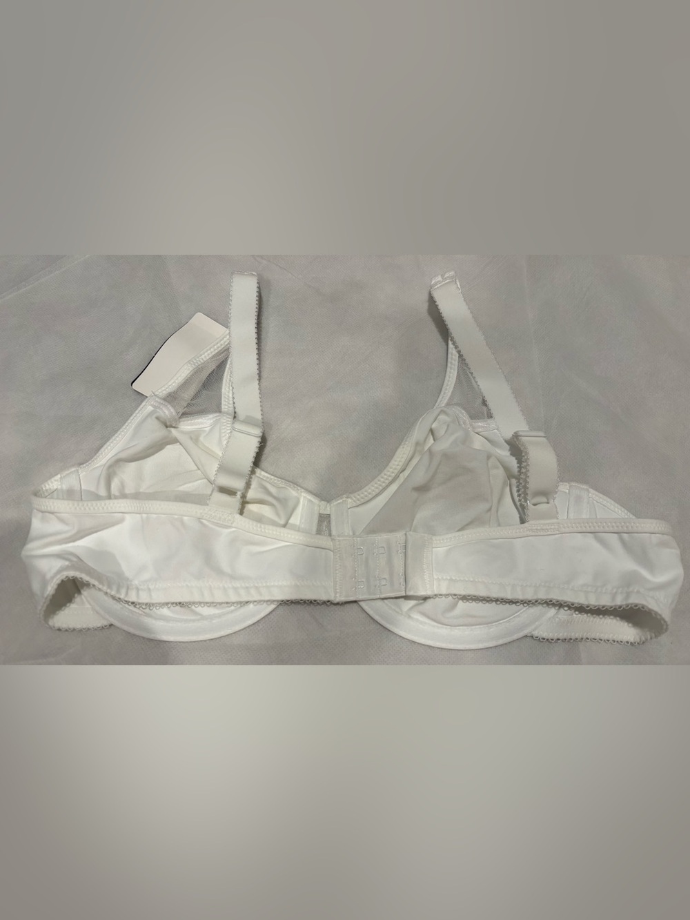 Wacoal White Underwire Support Bra - Picture 6 of 8